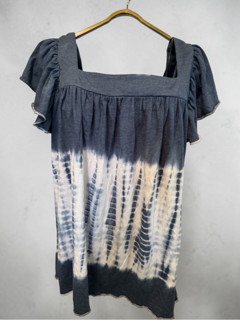 NWT Chaser brand,  Blue and White Tie-Dye Square Neck Top, Sz Small